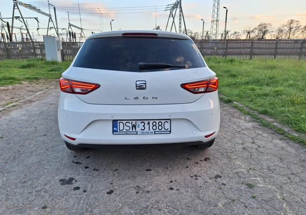 Seat Leon cena 44900 przebieg: 139140, rok produkcji 2014 z Świdnica małe 211